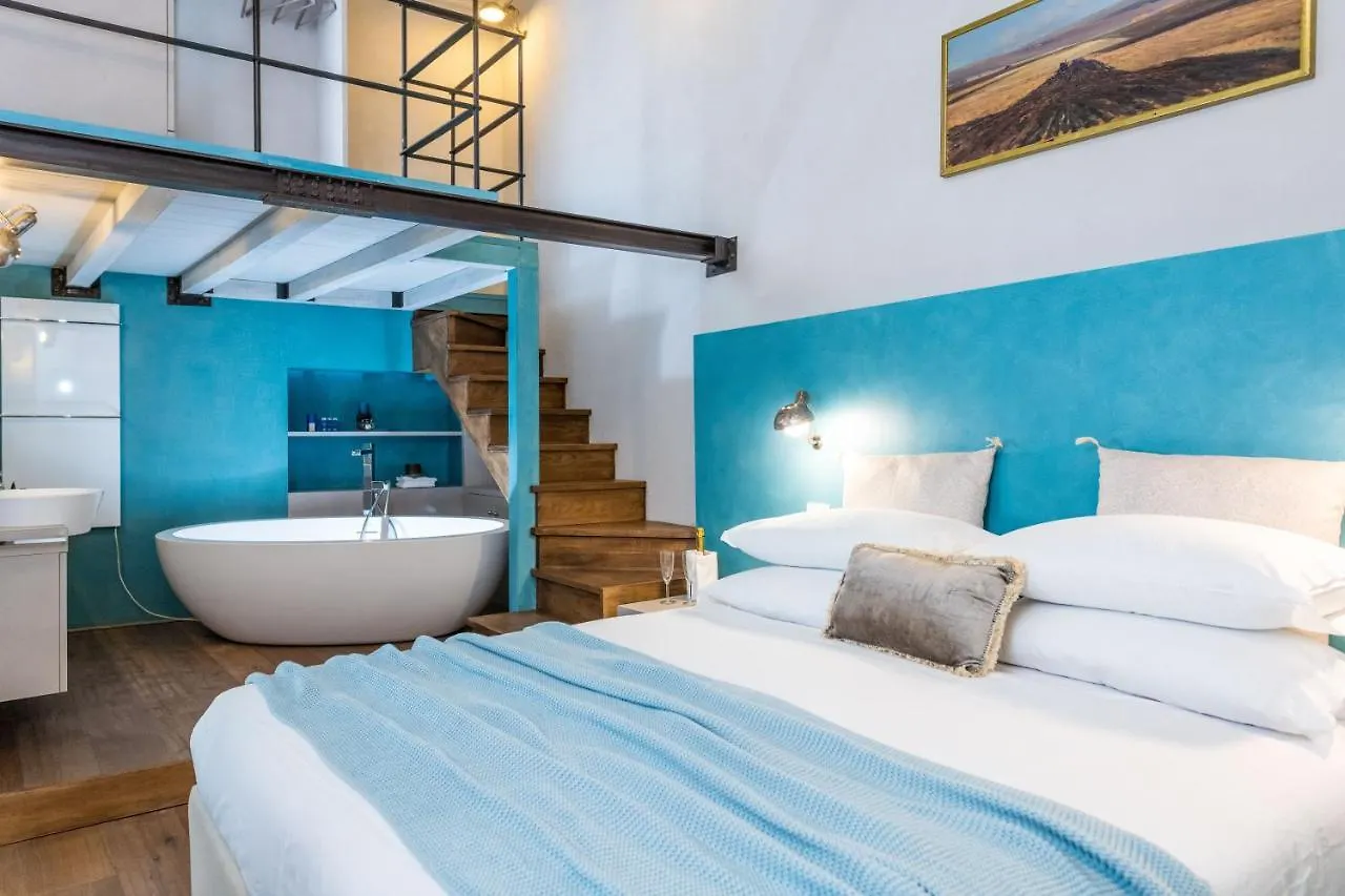 Design Apt Near Spanish Step Apartment Rome Italy